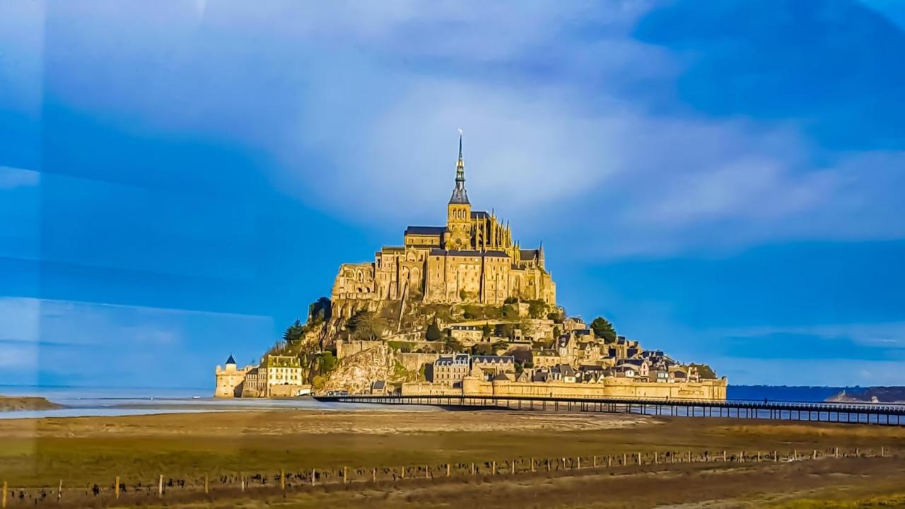 Le Village Insolite Yourte Et Roulotte Saint-Benoît-des-Ondes Eksteriør billede